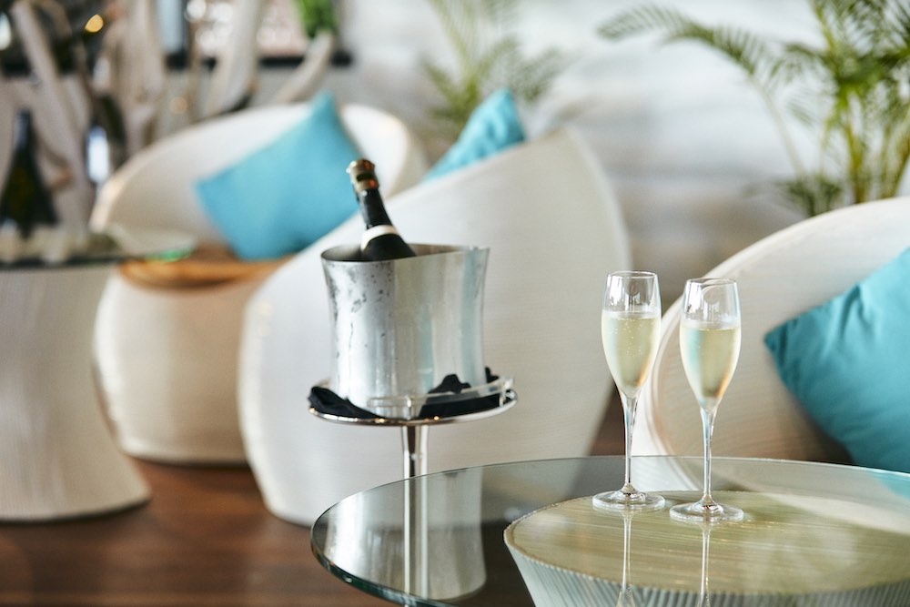 Bubble Lounge at Sun Siyam Iru Fushi thumbnail 2